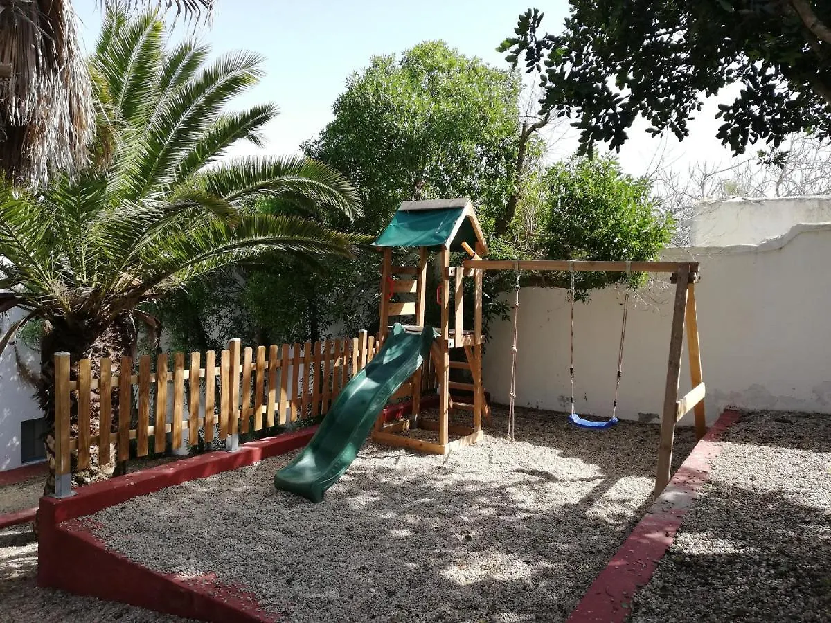 Mdina Apartman Fernan Perez 0*,